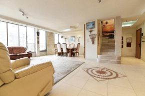 Hotels in Ramat Gan